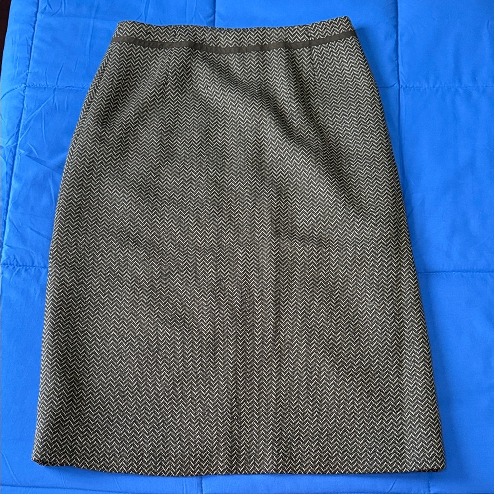 Harold’s Wool Herringbone Side Zip Pencil Skirt Sz 6!